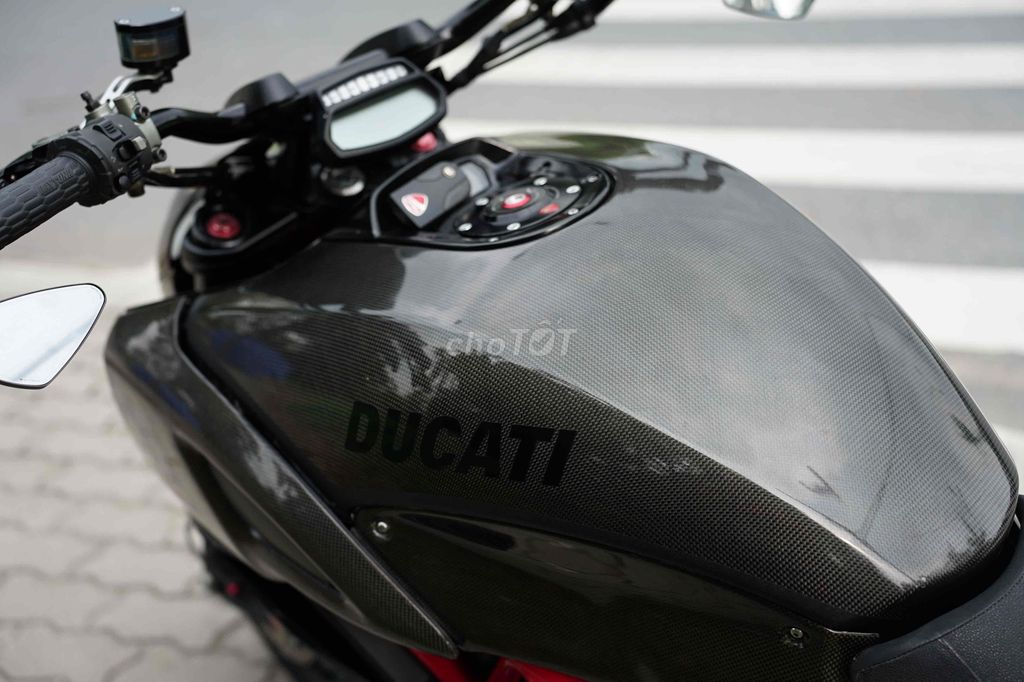 😍❎ DUCATI DIAVEL 1200 CARBON NGON RÈ BỔ. Mua bán Xe máy tại Thành phố Thủ Đức Tp Hồ Chí Minh được đăng bởi Thi Moto Thủ Đức hình 6