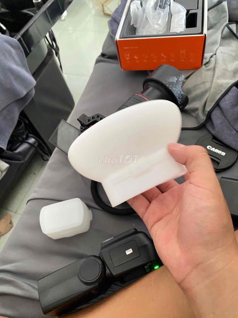 Đèn flash Godox V480 Đen Mới. Mua bán Máy ảnh, Máy quay tại Thị xã Tân Uyên Bình Dương được đăng bởi Văn Sang hình 1