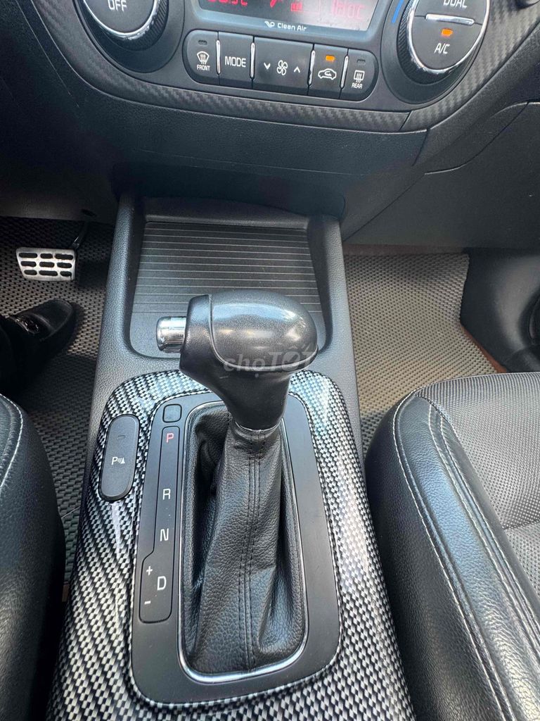 Cần bán  Kia K3 2013 1.6 AT - 140000 km. Mua bán Ô tô tại Quận Thanh Khê Đà Nẵng được đăng bởi Chính chủ hình 5