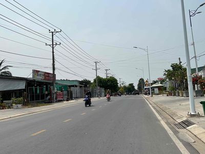 CHO THUÊ LÂU DÀI ĐẤT 3 MẶT TIỀN HUỲNH TẤN PHÁT. Cho thuê văn phòng, mặt bằng kinh doanh tại Thành phố Tây Ninh Tây Ninh được đăng bởi HỒNG ÁNH TÂY NINH