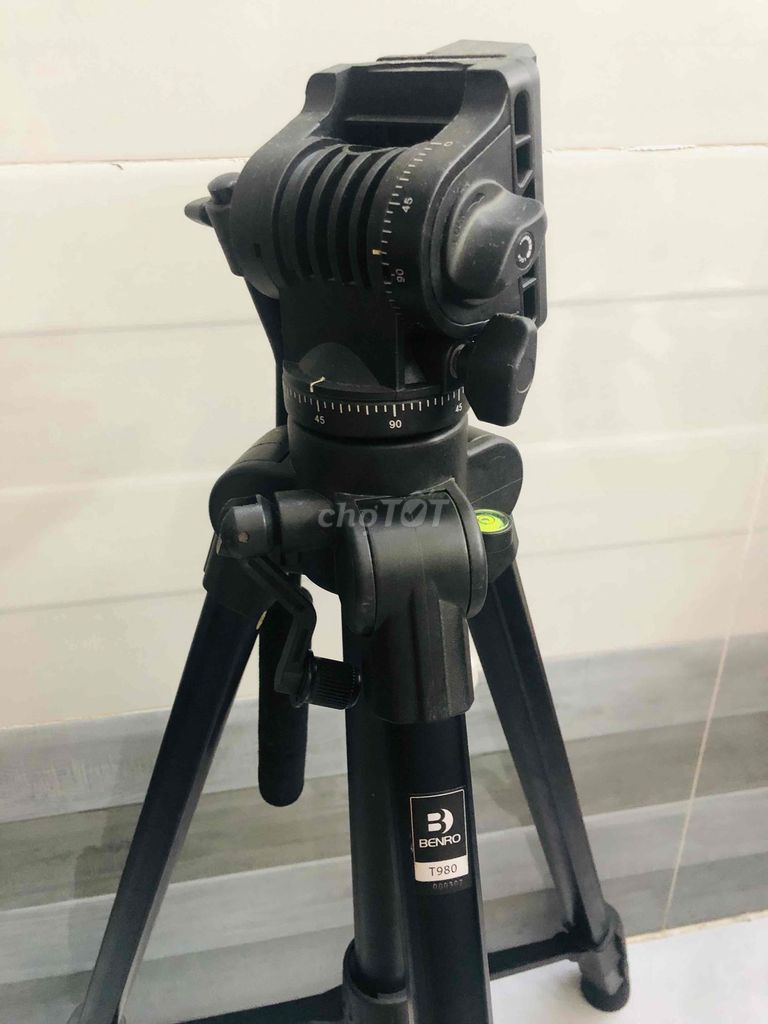 Chân máy ảnh Benro T980 Đen Tốt. Mua bán Máy ảnh, Máy quay tại Huyện Bình Chánh Tp Hồ Chí Minh được đăng bởi Thư hình 1