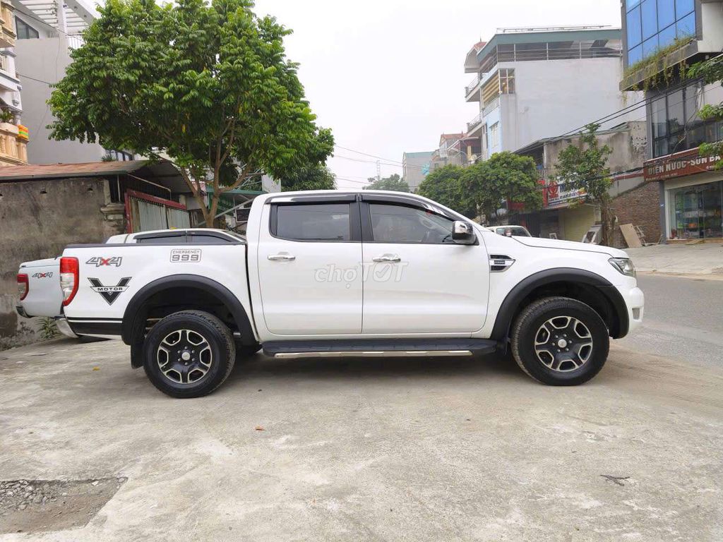 145 2016 XLT 2.2L 4x4 MT - 98000 km. Mua bán Ô tô tại Huyện Thanh Trì Hà Nội được đăng bởi Chuyên mua bán xe Bán Tải Lướt  hình 4