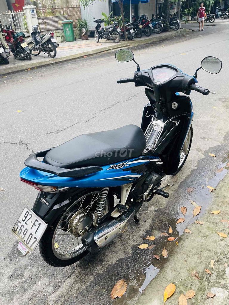 Honda Wave RSX FI 2022 Xanh đen. Mua bán Xe máy tại Quận Liên Chiểu Đà Nẵng được đăng bởi xe máy cũ Duy Đạt 06 gò nảy 1 đà nẵng hình 3