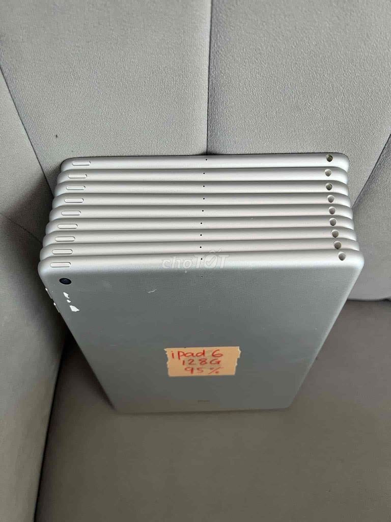 Trả Góp - Cà Thẻ Gen 6 32/128Gb 4G/wifi Siêu Rẻeee. Mua bán Máy tính bảng tại Quận 1 Tp Hồ Chí Minh được đăng bởi Lư Quốc Thông hình 4