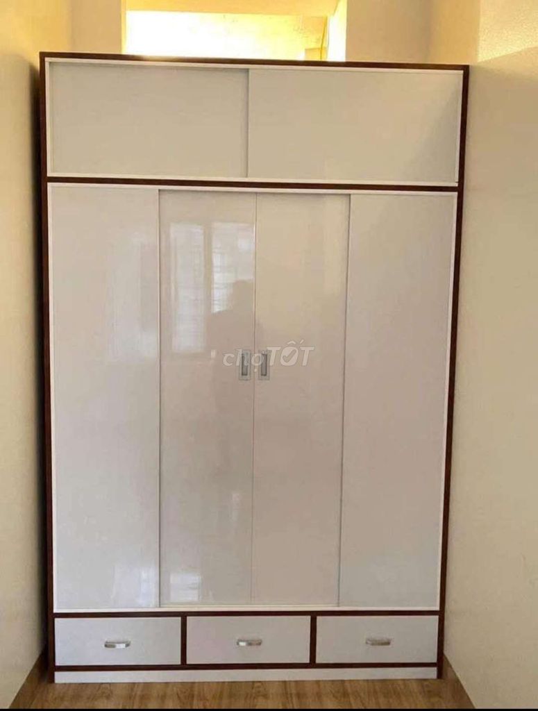 TỦ NHỰA LÙA 4 CÁNH KHUNG MÀU ÓC CHÓ CÁNH TRẮNG . Mua bán Tủ, kệ gia đình tại Quận 3 Tp Hồ Chí Minh được đăng bởi Tủ nhựa đài loan hoàng quân hình 1
