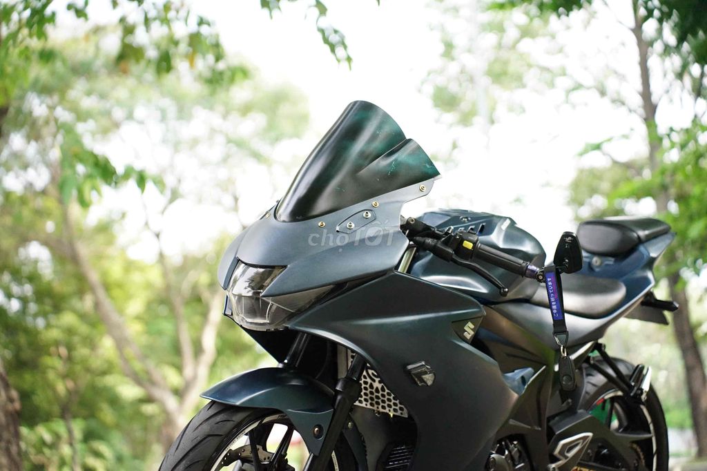 🙀❤️ SUZUKI GSX R150 2017 18 CHỈ 23 CỦ NGON RẺ. Mua bán Xe máy tại Thành phố Thủ Đức Tp Hồ Chí Minh được đăng bởi Thi Moto Thủ Đức hình 6