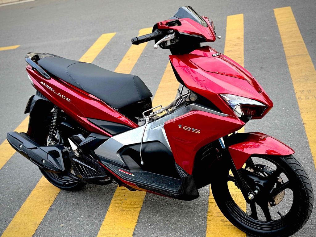 Airblade 125 mẫu 2017 khoá smakey 9chủ máy zin100%. Mua bán Xe máy tại Quận 11 Tp Hồ Chí Minh được đăng bởi CỬA HÀNG CHUYÊN GÓP NỢ XẤU hình 10