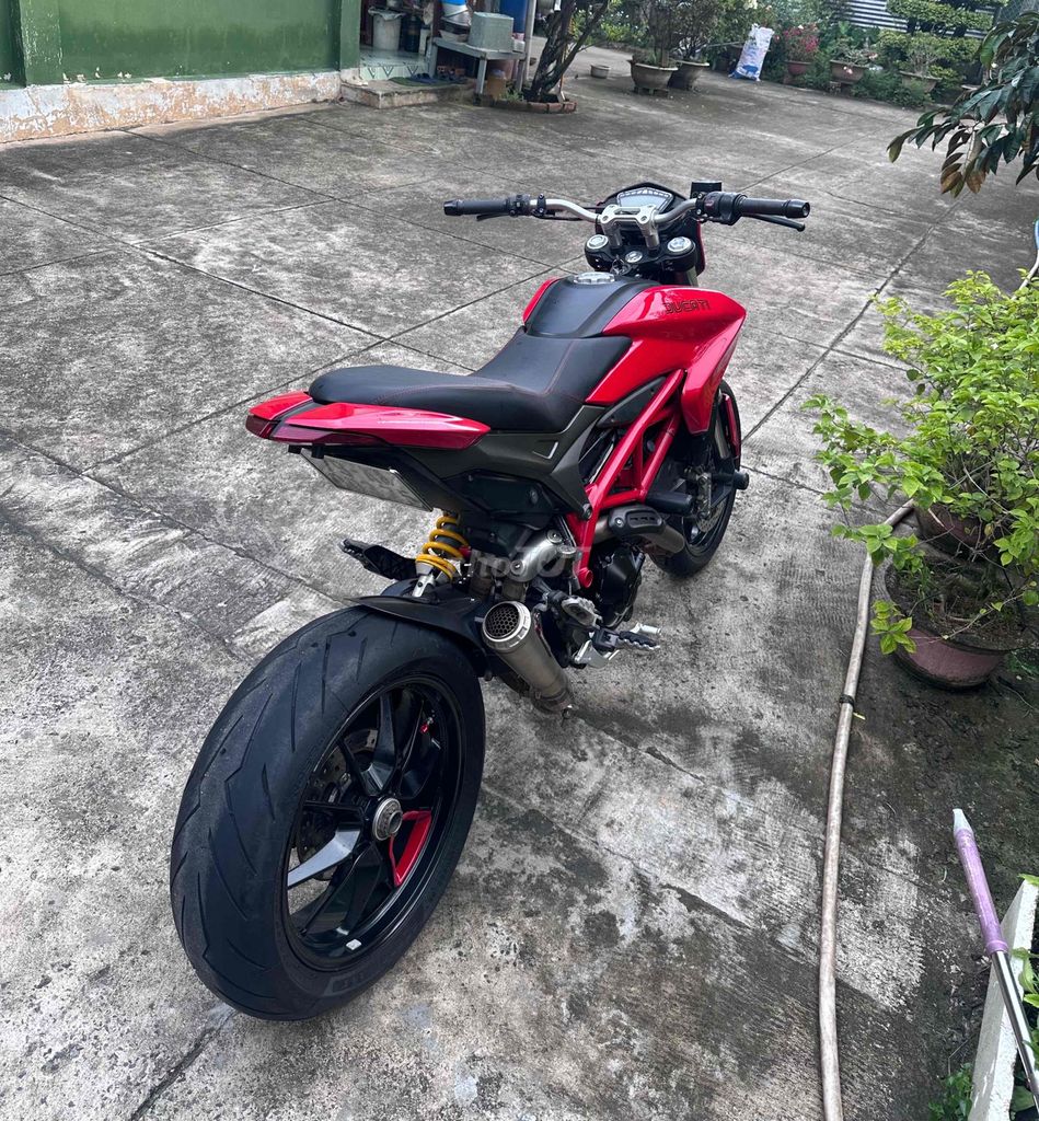 HyperMotard 821 2015 HQCN 129 triệu. Mua bán Xe máy tại Thành phố Biên Hòa Đồng Nai được đăng bởi Tài Sỷ  hình 3