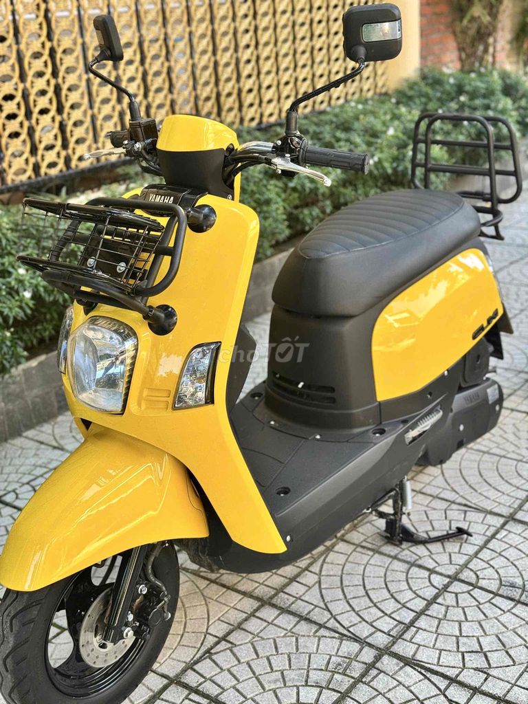 Yamaha Cuxi màu Vàng. Mua bán Xe máy tại Quận Thanh Khê Đà Nẵng được đăng bởi XE MÁY TRẢ GÓP LONG MOTOR hình 2