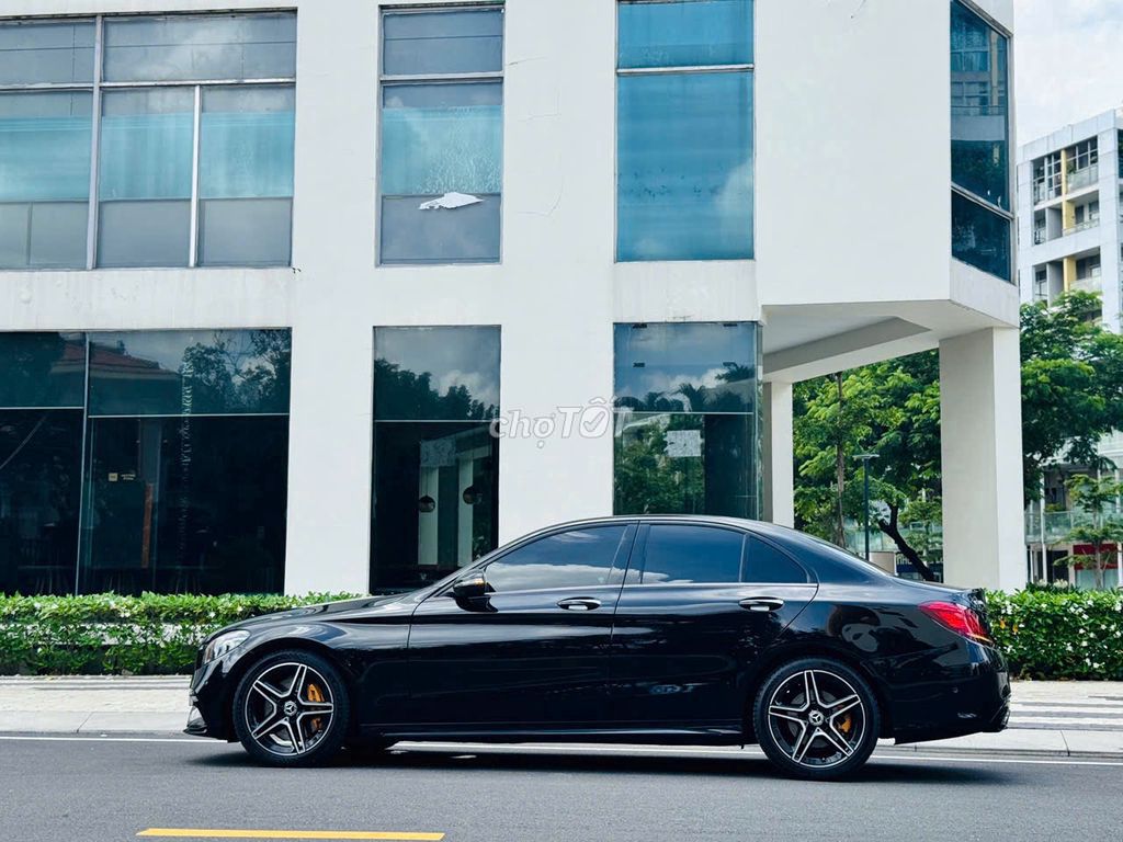 Mercedes Benz C300 2019 - Màu Đen. Mua bán Ô tô tại Quận 7 Tp Hồ Chí Minh được đăng bởi Cherry hình 7