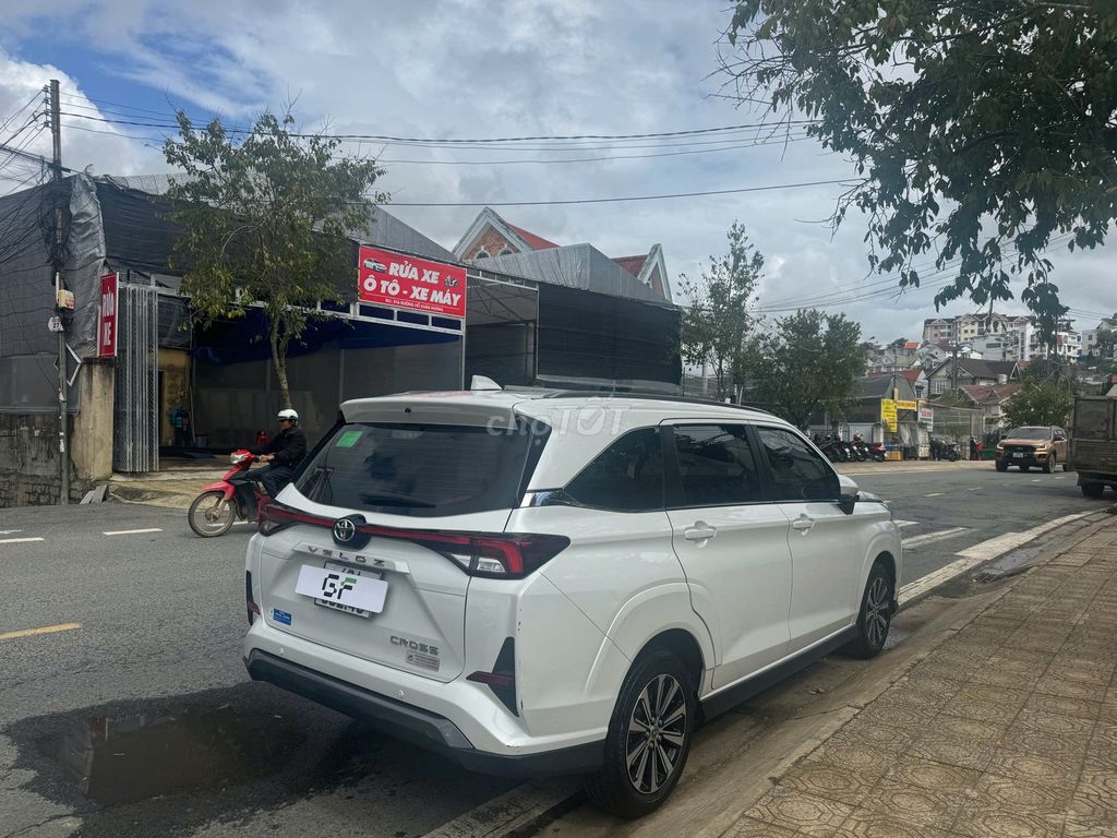 Toyota Veloz Cross 2024 - 48000 km. Mua bán Ô tô tại Thành phố Đà Lạt Lâm Đồng được đăng bởi Huy VF hình 5