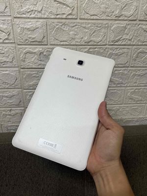 Máy tính bảng ss tab E t561. Mua bán Máy tính bảng tại Thành phố Thủ Dầu Một Bình Dương được đăng bởi điện thoại giá rẻ 