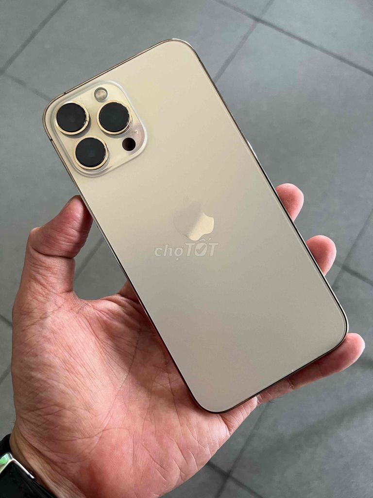 iPhone 13 Pro Max 256GB Vàng Đã sử dụng. Mua bán Điện thoại tại Quận 8 Tp Hồ Chí Minh được đăng bởi thụy ngô hình 1
