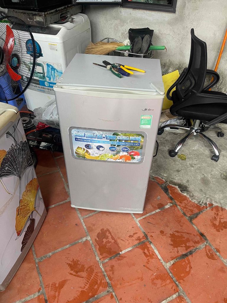 Tủ lạnh mini Midea Xám Không lạnh. Mua bán Tủ lạnh tại Huyện Yên Phong Bắc Ninh được đăng bởi Sầm Sơn hình 1