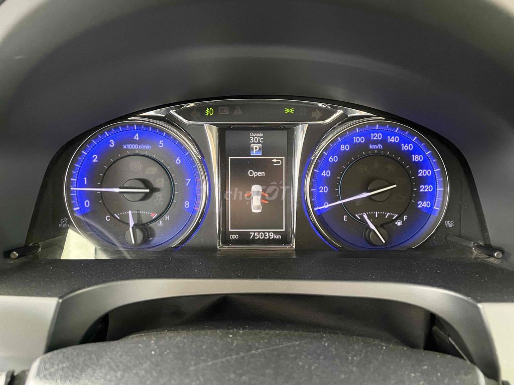 Toyota Camry 2019 Đen Xe 1 Chủ Đi Chuẩn 7 vạn km. Mua bán Ô tô tại Thành phố Thủ Đức Tp Hồ Chí Minh được đăng bởi Bảo Nam ÔTô hình 9