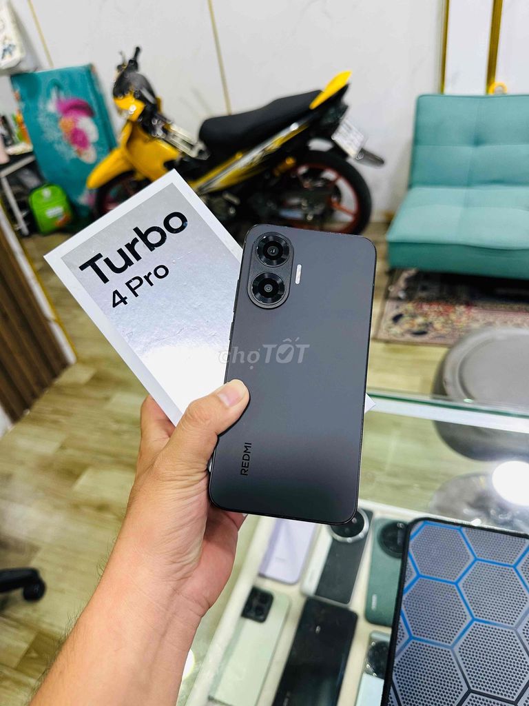 Xiaomi Redmi Turbo 4 Pro 12GB/256GB Đen. Mua bán Điện thoại tại Thành phố Tây Ninh Tây Ninh được đăng bởi Công Minh Mobile hình 1