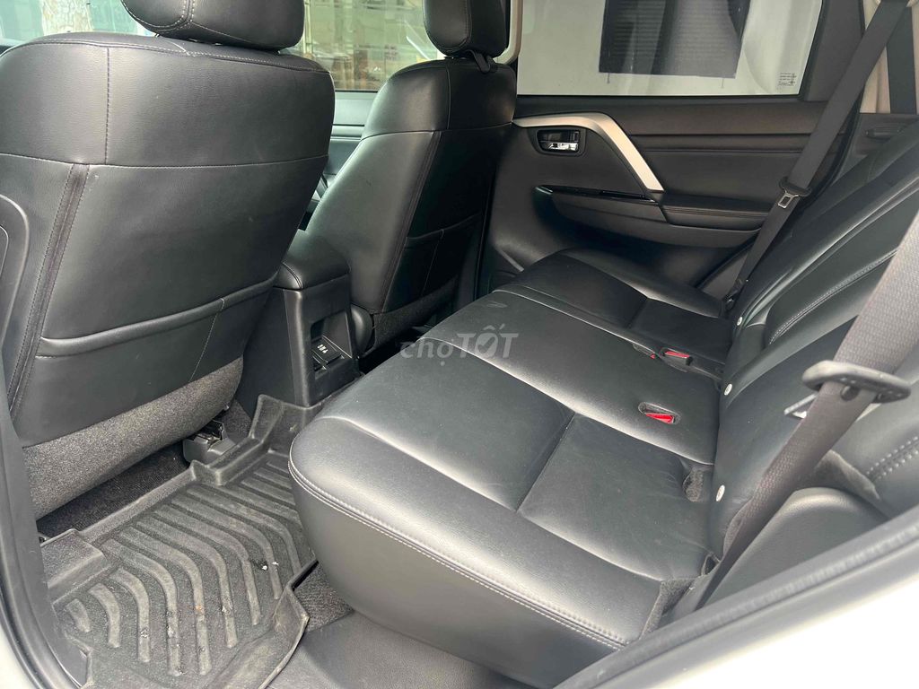 Mitsubishi Pajero Sport 2023 4x2 AT Premium Trắng. Mua bán Ô tô tại Quận Bình Tân Tp Hồ Chí Minh được đăng bởi Thanh Nhã Xe Lướt Sài Gòn hình 7