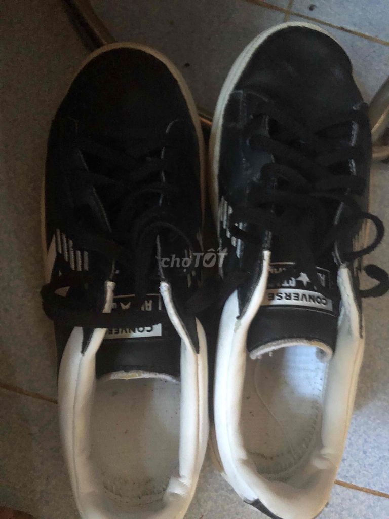 Giày thể thao Converse Đen trắng Năng động. Mua bán Giày dép tại Thành phố Thủ Đức Tp Hồ Chí Minh được đăng bởi Kien Huy hình 1