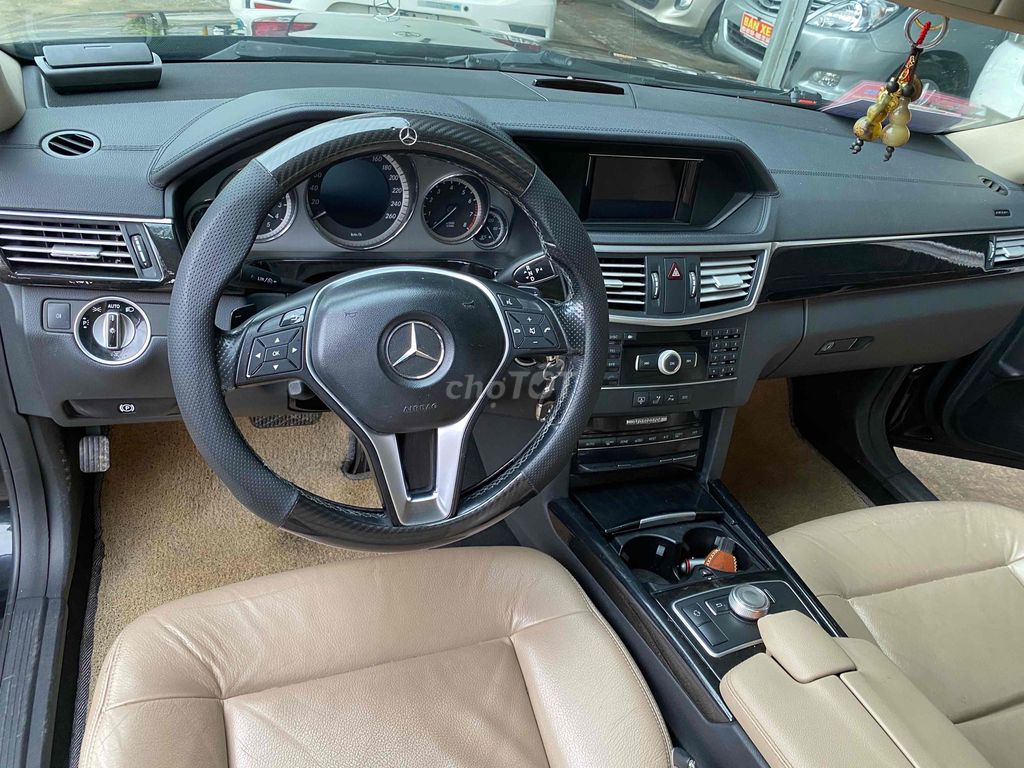 Mercedes Benz E 250, 2013 - 1 chủ từ mới. Mua bán Ô tô tại Huyện Phú Lộc Thừa Thiên Huế được đăng bởi Hiếu xe cỏ  hình 14