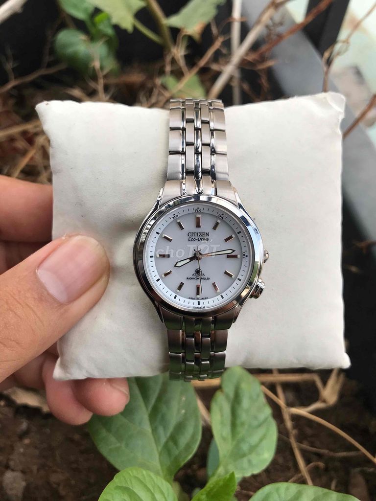 Đồng hồ nữ Citizen Attesa 28mm