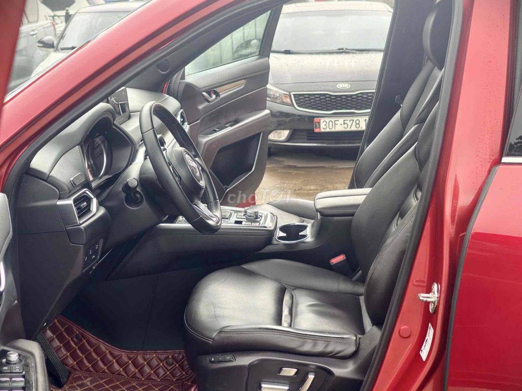 Mazda CX8 Luxury 2019 Красный 70 тыс. км