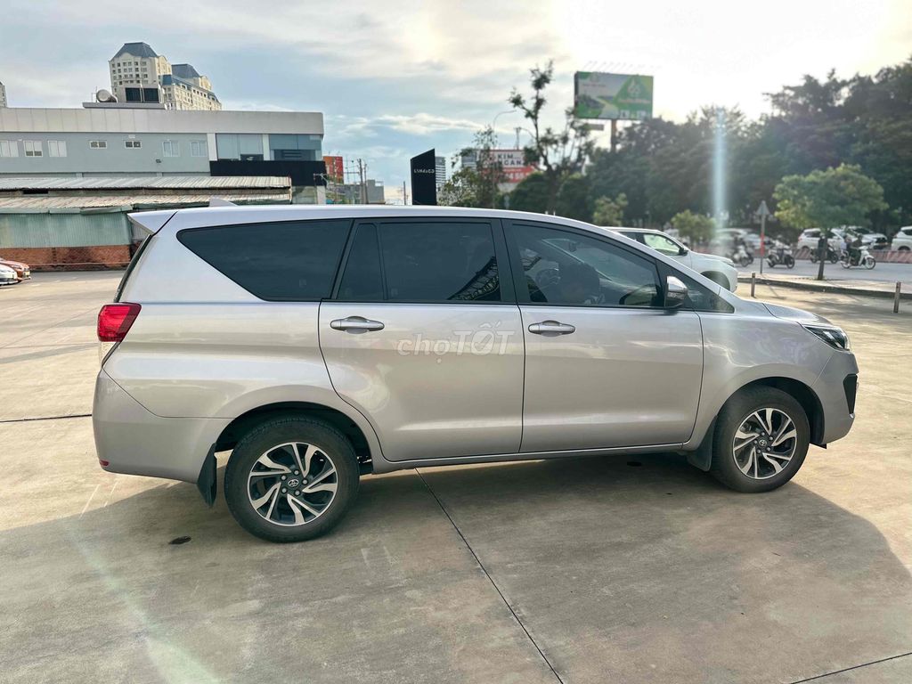 Toyota Innova 2024 E 2.0 MT - 34000 km xe đẹp. Mua bán Ô tô tại Quận Bình Thạnh Tp Hồ Chí Minh được đăng bởi phuongneo hình 12