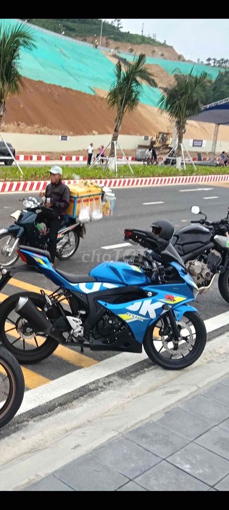 Suzuki GSX150R синий, 13 000 км, Индонезия