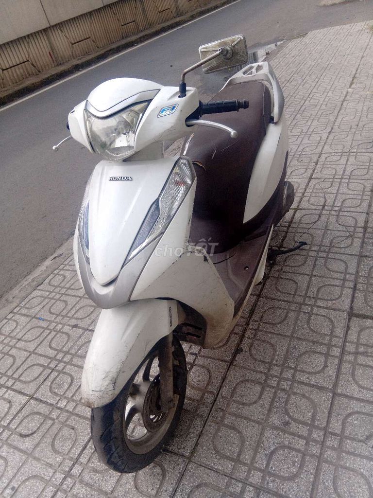 Honda Lead 125 Белый
