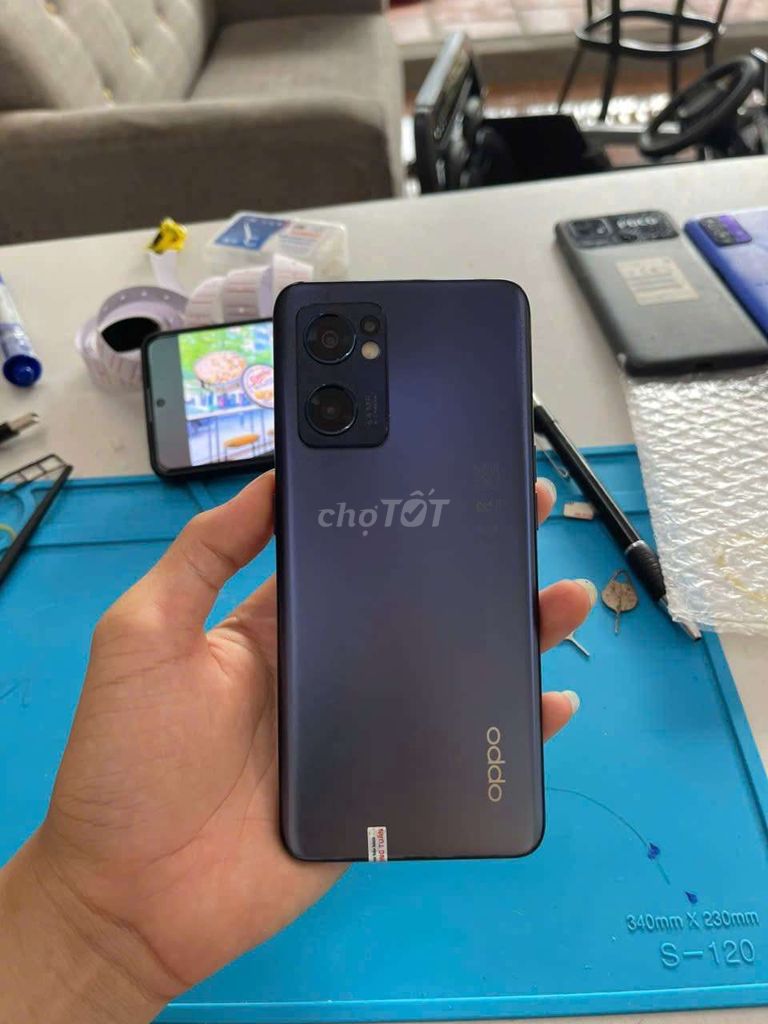 oppo reno7 5g, 256g, đẹp keng, mvt. Mua bán Điện thoại tại Thành phố Thủ Dầu Một Bình Dương được đăng bởi Phước Mobile hình 1