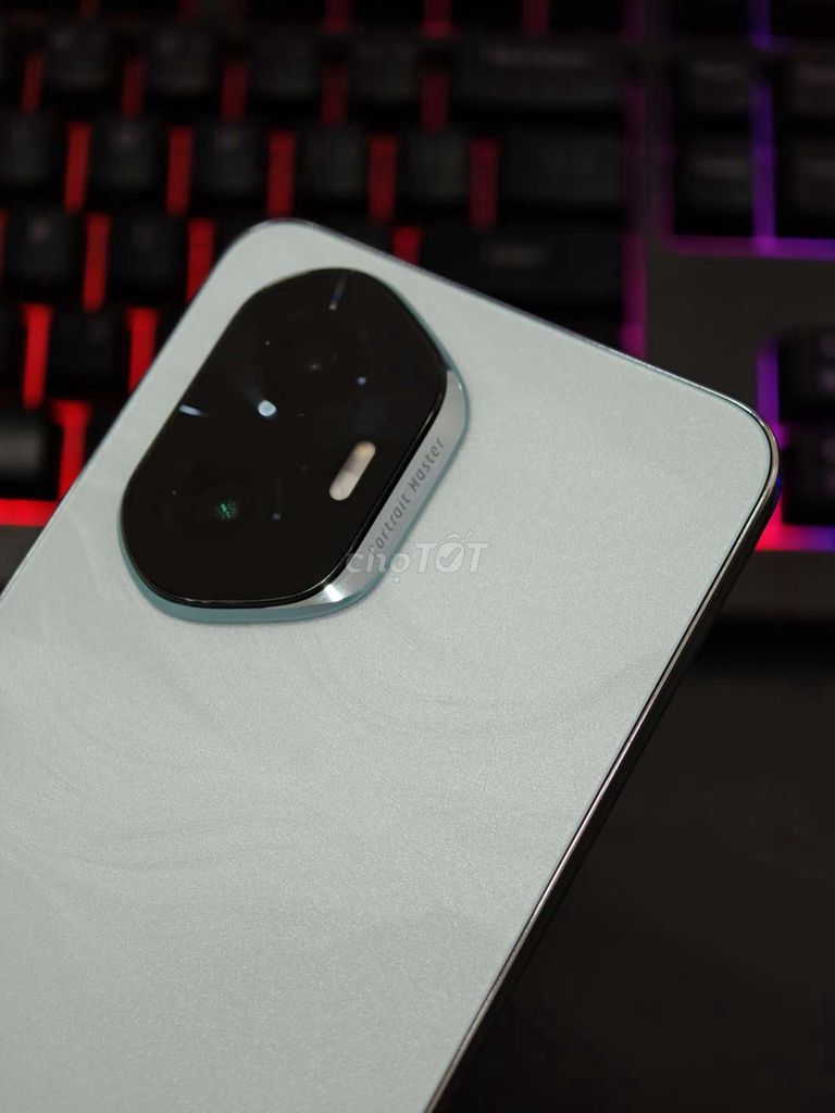 Honor 300 12GB/256GB 99% fullbox. Mua bán Điện thoại tại Quận Ninh Kiều Cần Thơ được đăng bởi Nguyễn Toàn hình 1