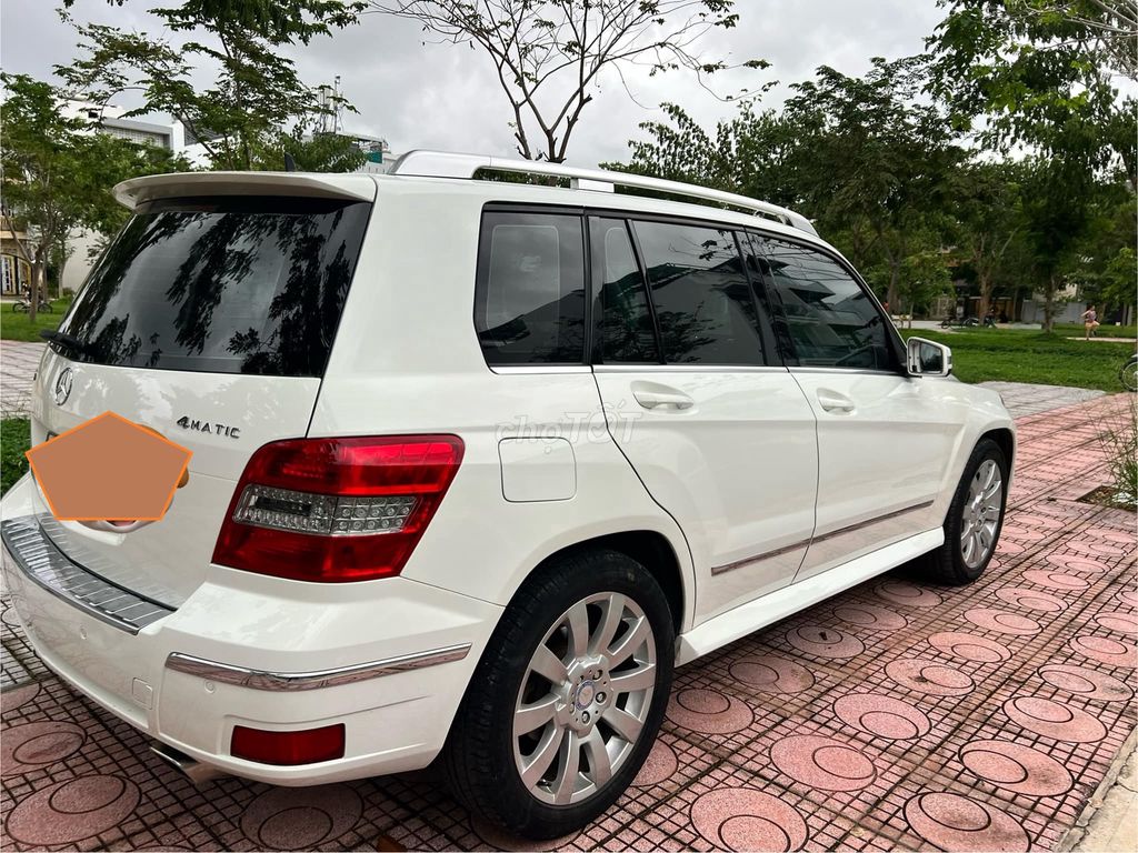 Mercedes GLK300 2010 Trắng 93000 km. Mua bán Ô tô tại Quận Gò Vấp Tp Hồ Chí Minh được đăng bởi Quang hình 3