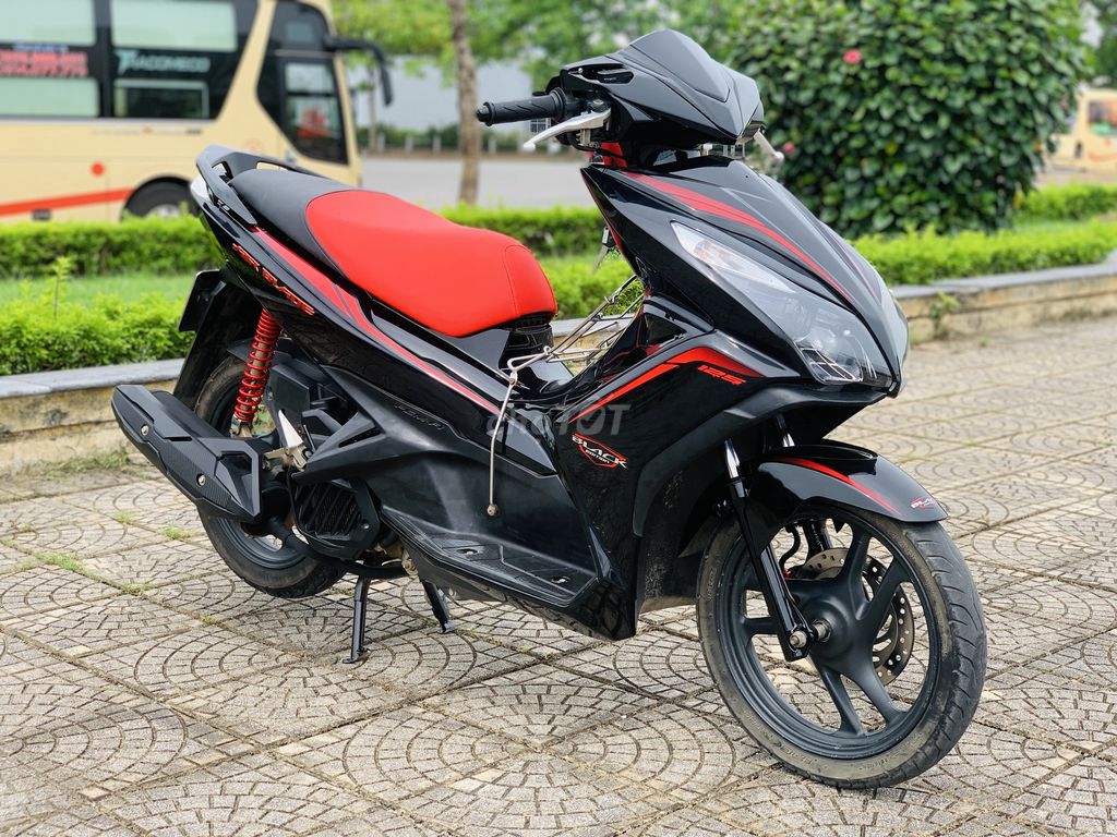 HONDA AIR BLADE 125 FI BẢN ĐEN SẦN 1 CHỦ ĐI TỪ ĐẦU