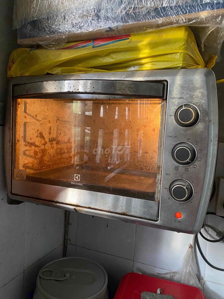 Lò nướng Electrolux Bạc 38L. Mua bán Bếp, lò, đồ điện nhà bếp tại Quận Bình Thuỷ Cần Thơ được đăng bởi Lê Nghi hình 1