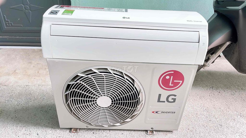 máy lạnh LG 1hp inverter đời mới, đẹp zin