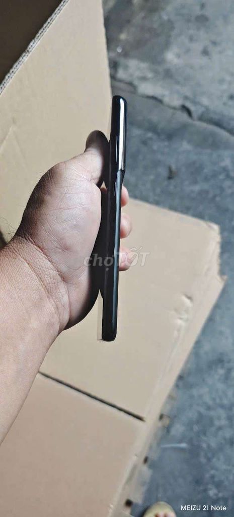 Thanh lý s21 uitra bản mỹ máy. Mới 97% 98%
