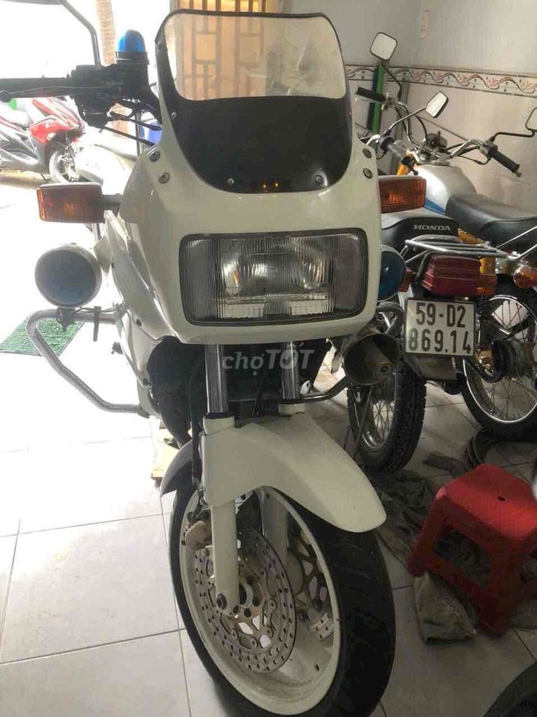 Yamaha FZ750 750cc Белый