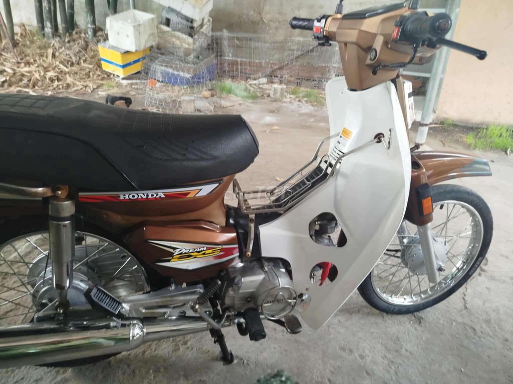 Kẹt tiền bán gấp. Mua bán Xe máy tại Thành phố Thủ Dầu Một Bình Dương được đăng bởi Tan Huynh hình 2