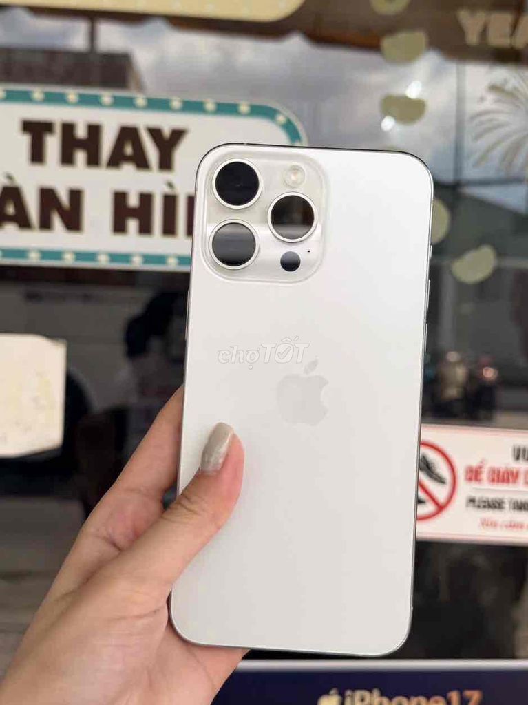 Apple iPhone 15ProMax White Titan 256GB ZP/A Góp. Mua bán Điện thoại tại Quận 8 Tp Hồ Chí Minh được đăng bởi CA REM BÁN TÁO hình 1