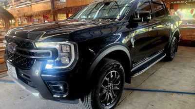 Ford Ranger Wildtrak Đen