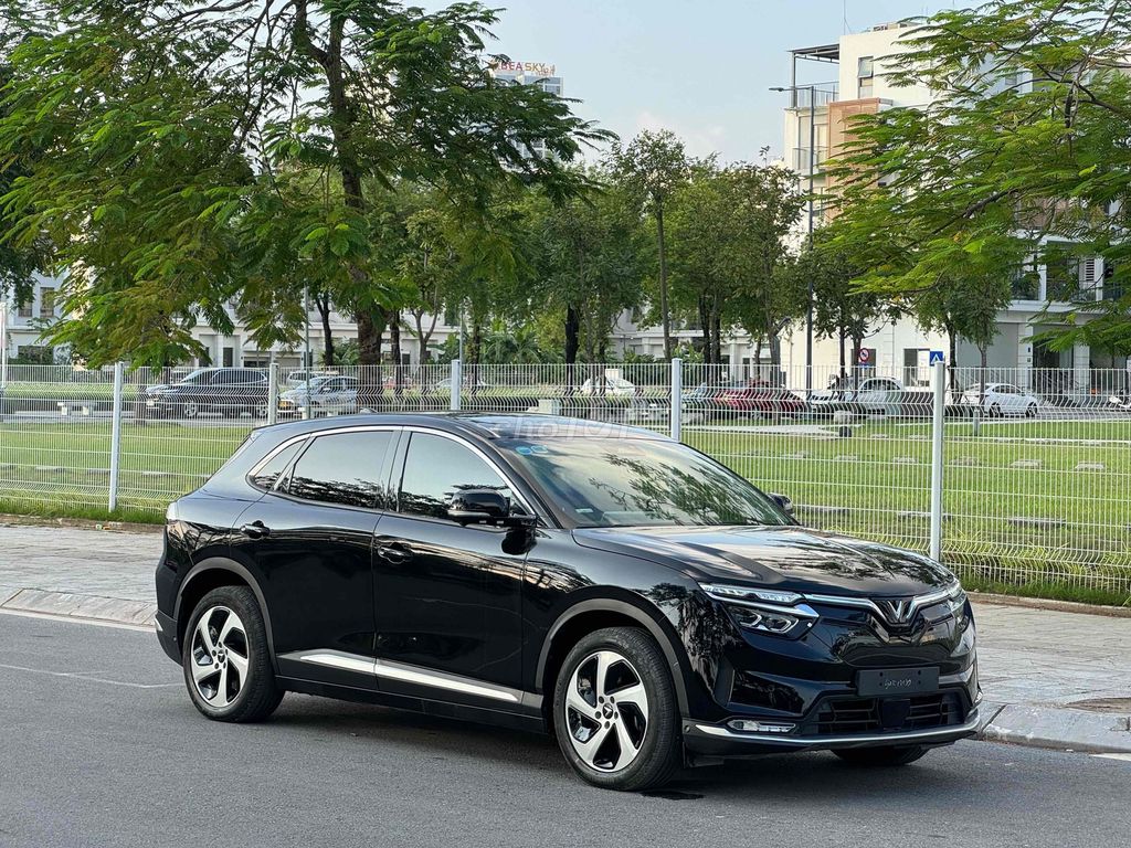 VF8 Eco 2023 GF mua Pin Sdi giảm 70tr đổi xe xăng. Mua bán Ô tô tại Quận Thanh Xuân Hà Nội được đăng bởi hoang tran minh hình 1