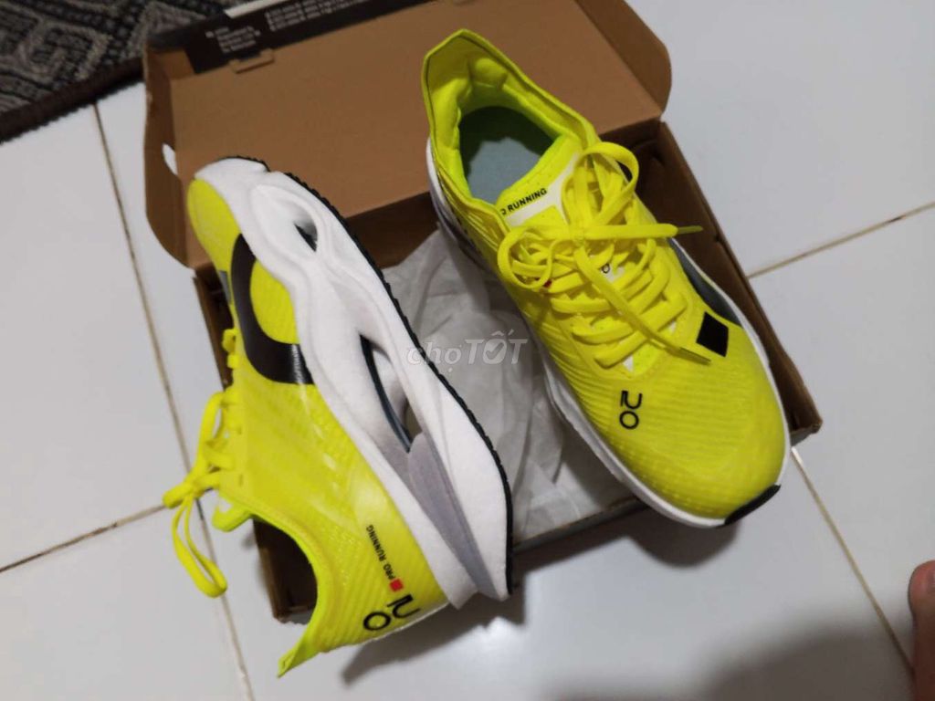 Giày chạy bộ size 41. Mua bán Giày dép tại Quận 7 Tp Hồ Chí Minh được đăng bởi Sale hình 1