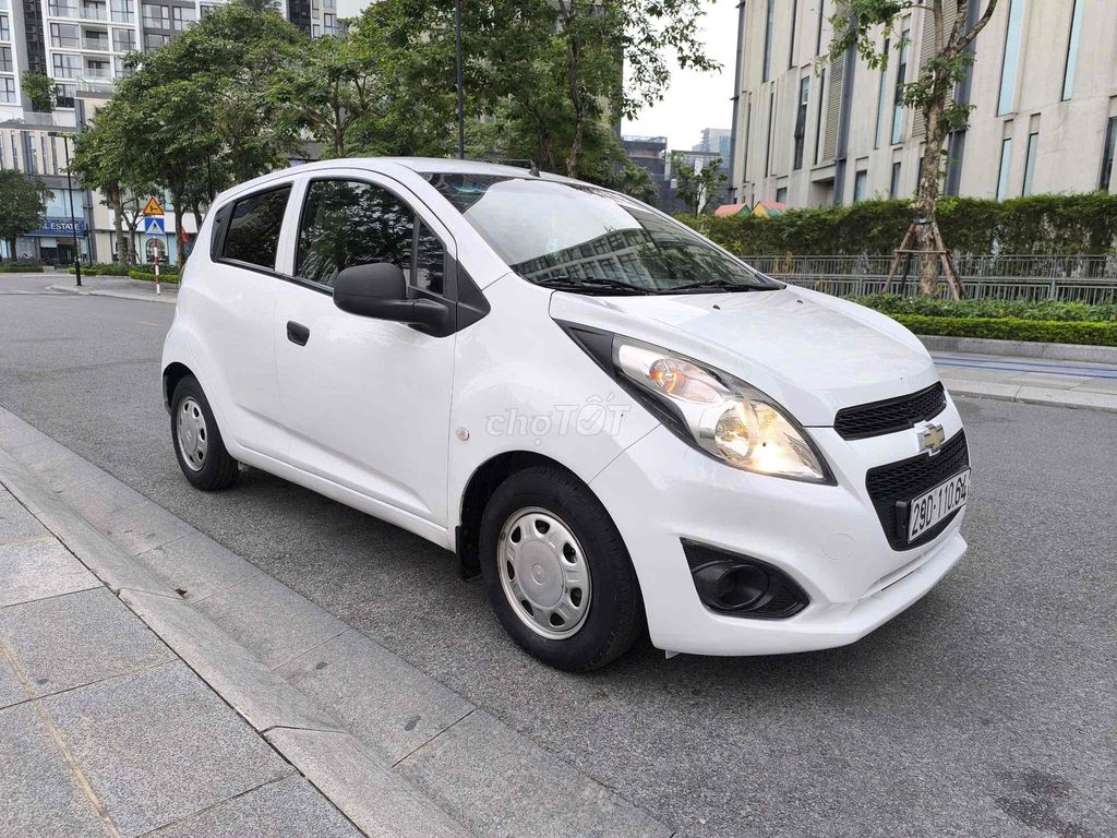 chevrolet spark Van 2013