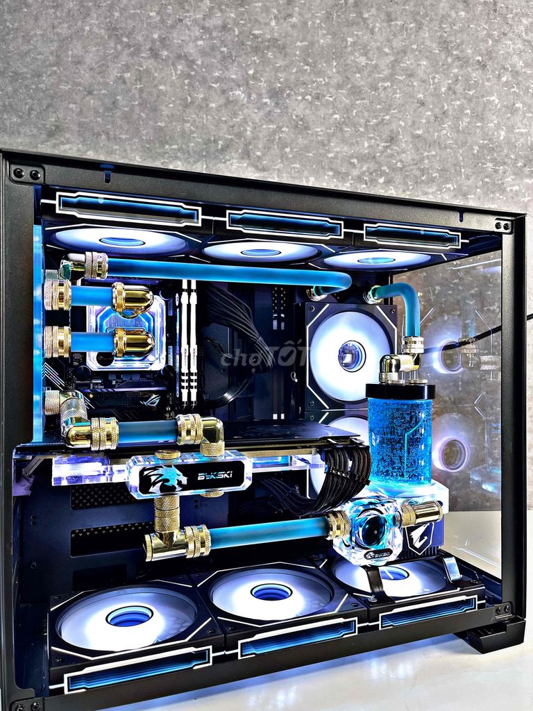 Bộ PC tản nhiệt nước custom. Mua bán Máy tính để bàn tại Quận Gò Vấp Tp Hồ Chí Minh được đăng bởi TuanAnh PC hình 3