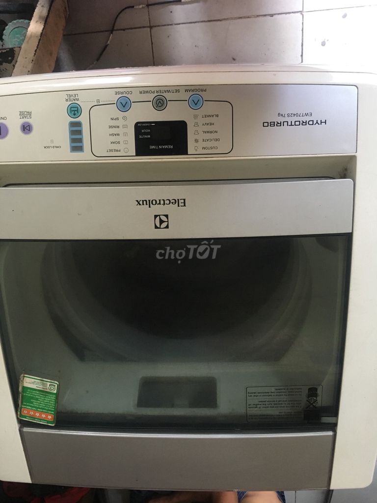 0902977483 - Máy giặt 7kg Electrolux