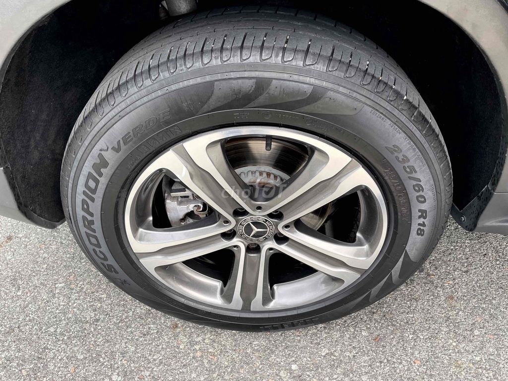 Mercedes Benz GLC250 4MATIC năm 2018 Đen xe 1 chủ. Mua bán Ô tô tại Thành phố Thủ Đức Tp Hồ Chí Minh được đăng bởi Bảo Nam ÔTô hình 9