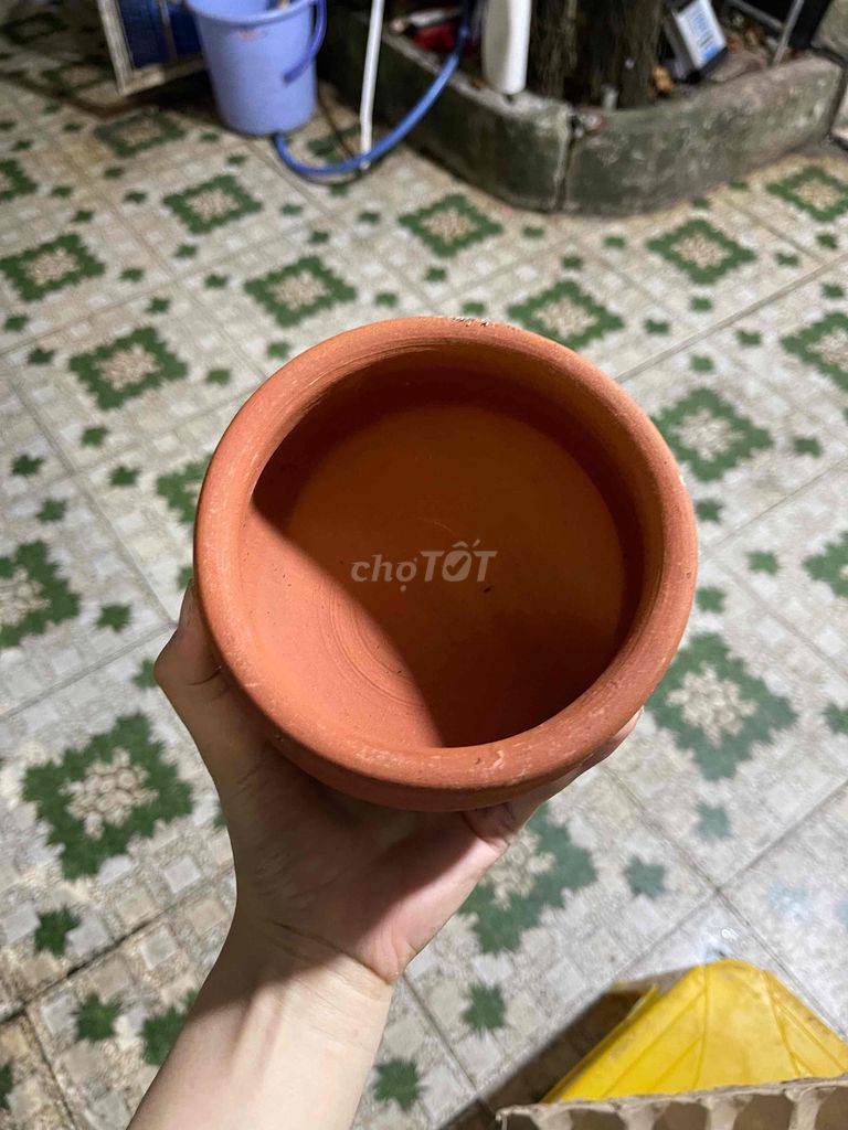 Cần thanh lí 50c niêu đất