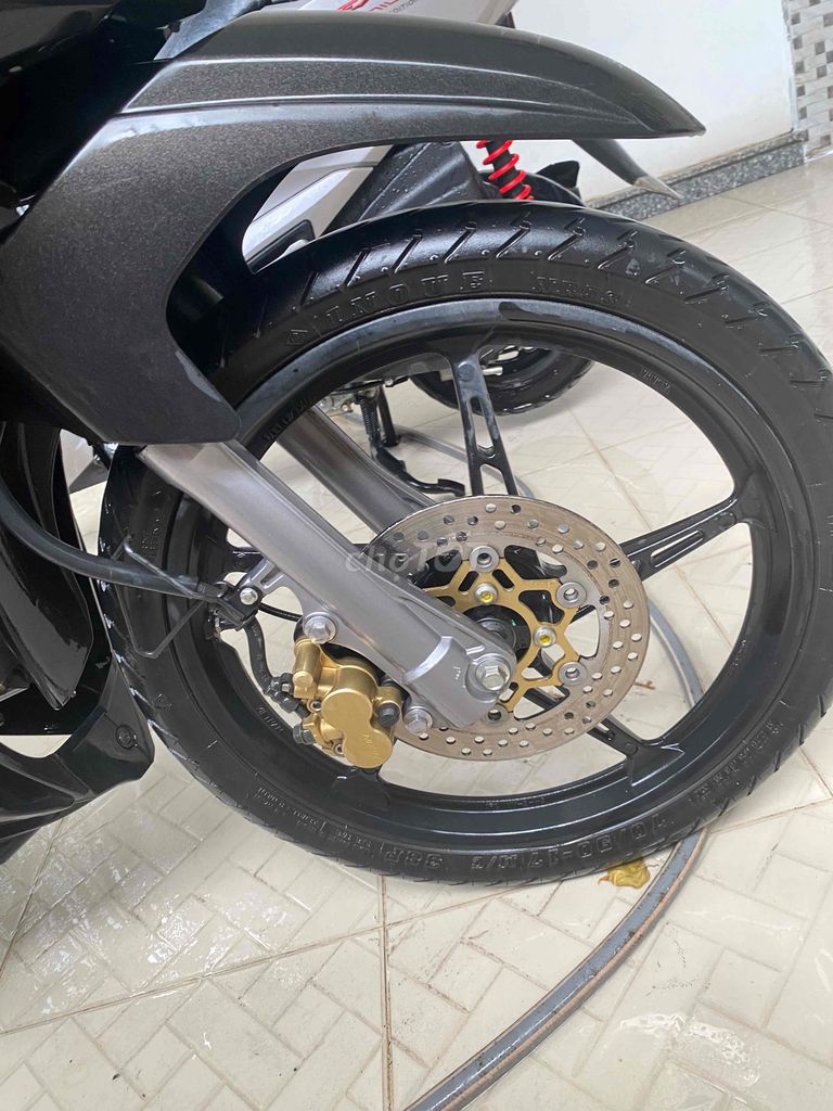 Gia đình cần bán xe zin. Mua bán Xe máy tại Thành phố Biên Hòa Đồng Nai được đăng bởi Hoang oanh hình 4