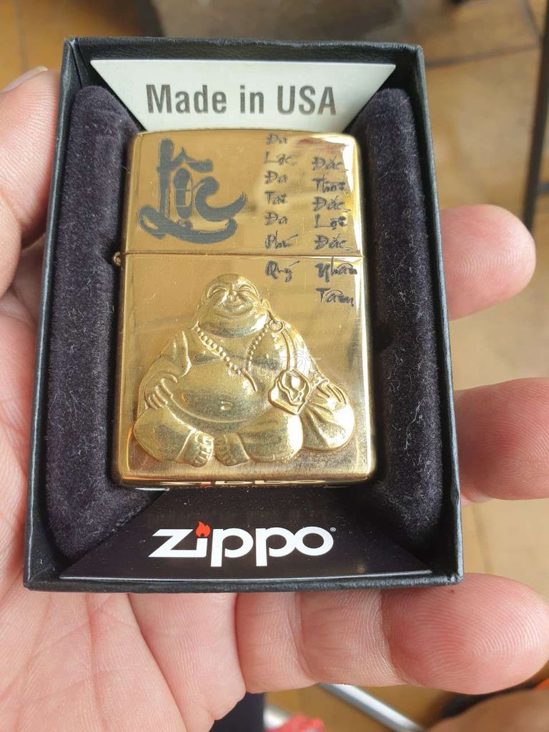 mình cần bán 1 cái zippo chính hảng usa đời 2021