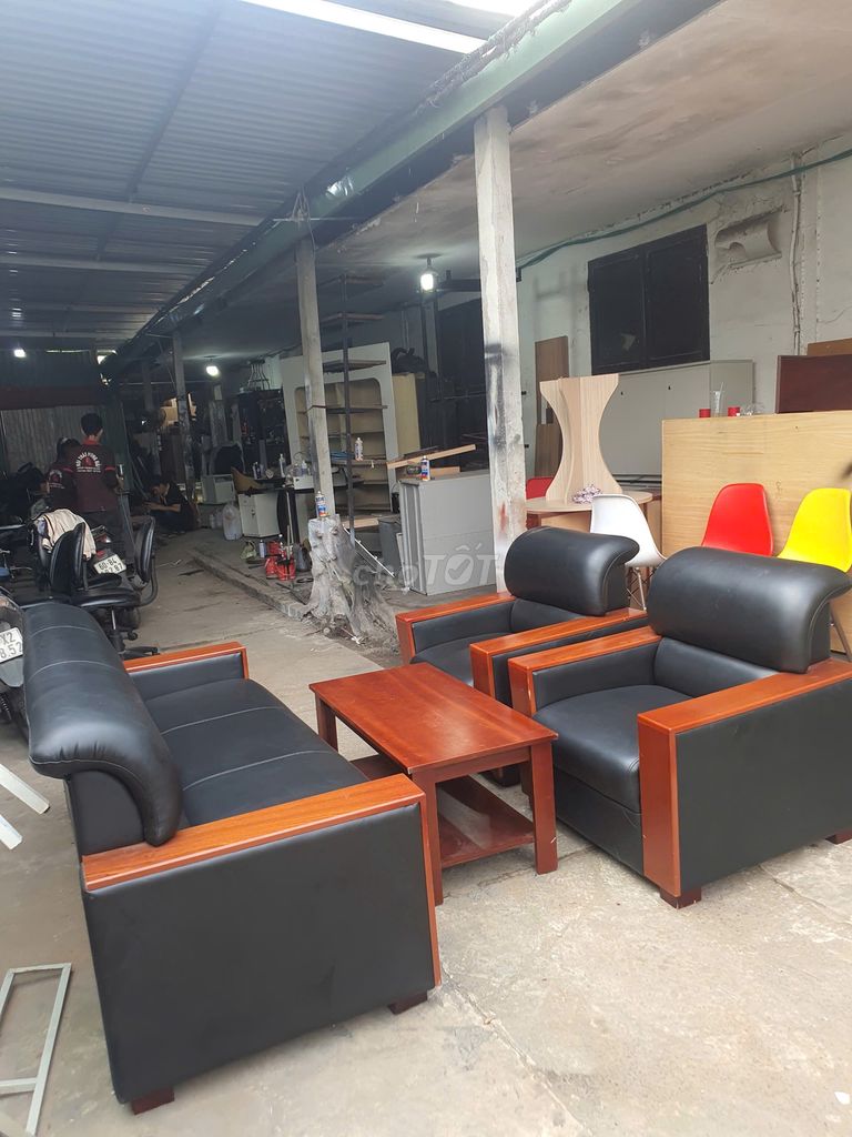 Thanh lý sofa 4 món giá sale rẻ