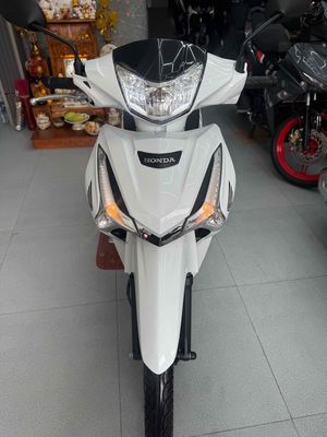Future Led 2026 Siêu Lướt 226km B65 GÓP CẦN CCCD